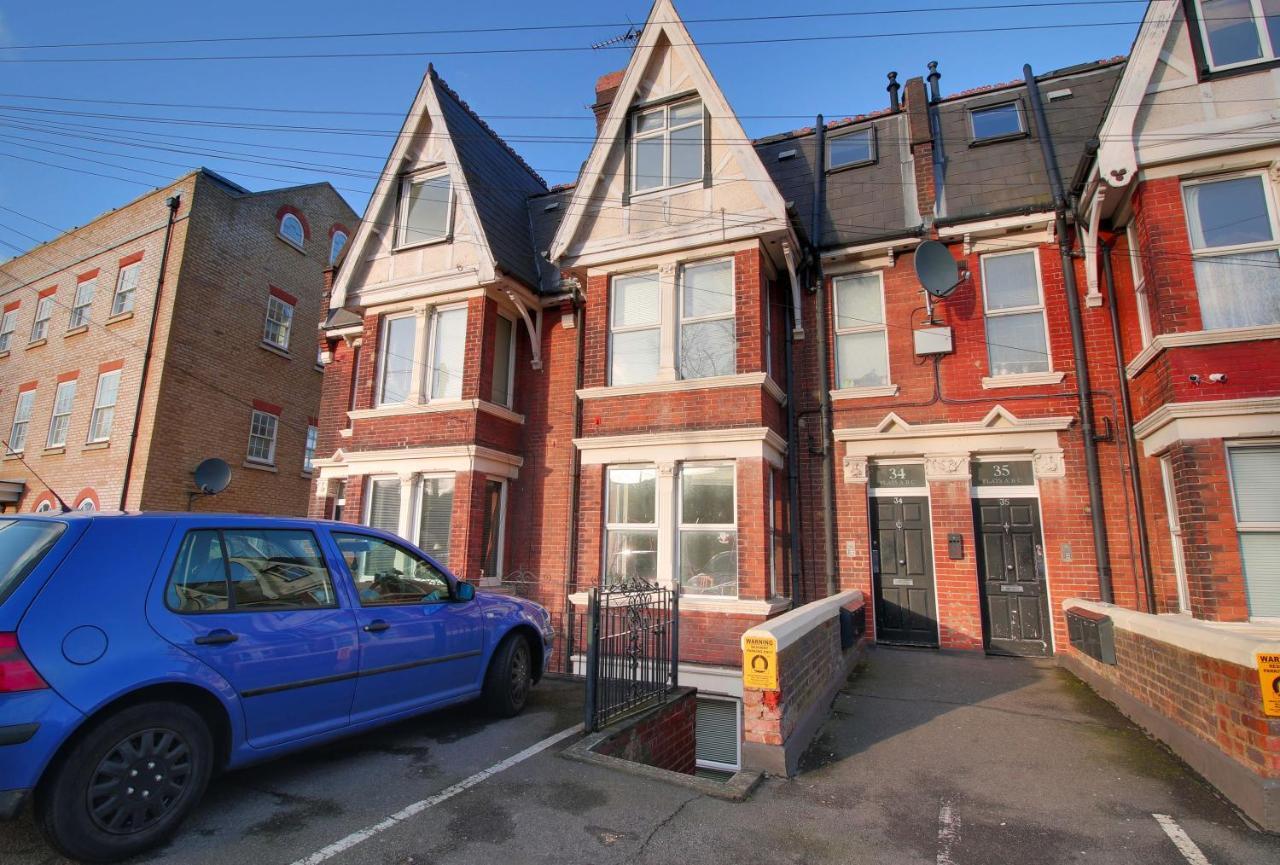34 New Road Rochester (Kent) Exterior photo